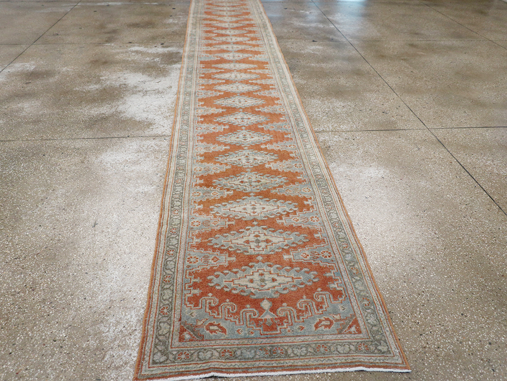 Vintage Persian Veece Long Runner, No.32881 - Galerie Shabab