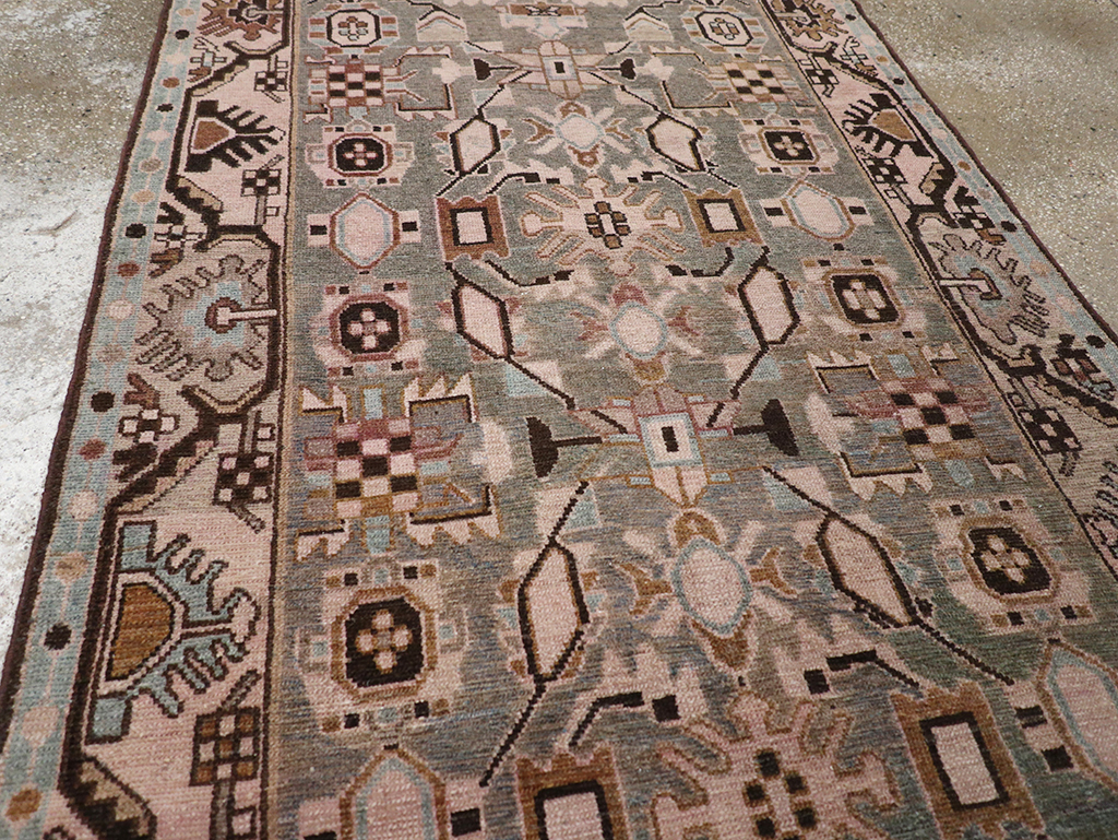 Vintage Persian Malayer Runner, No.32882 - Galerie Shabab