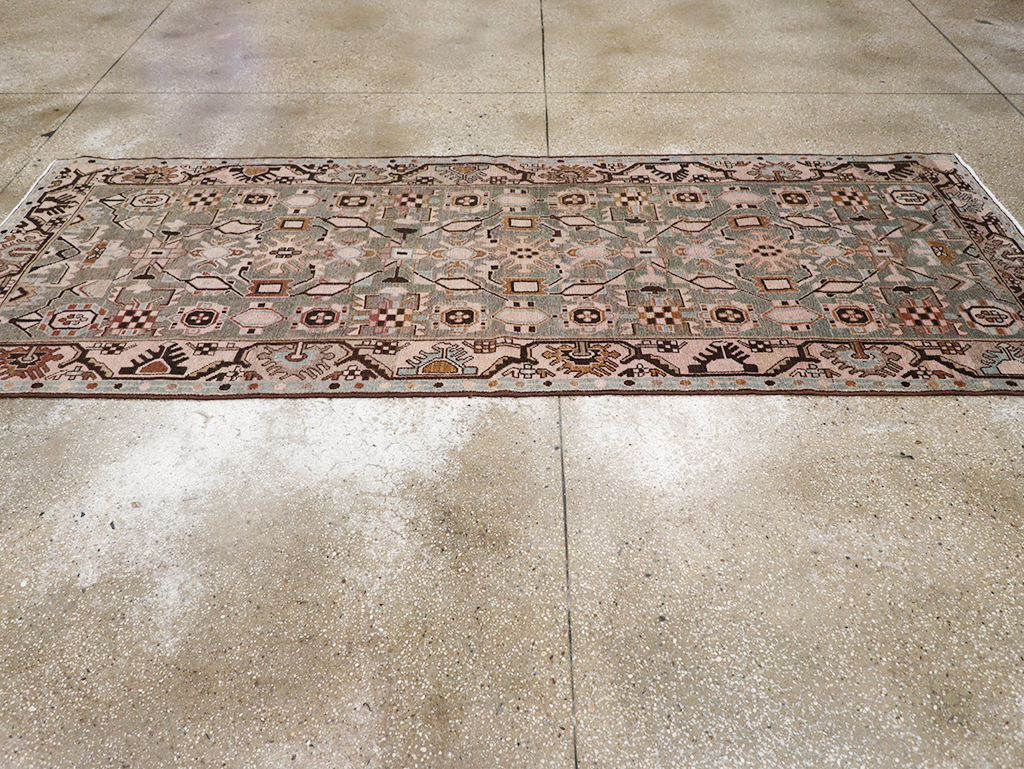 Vintage Persian Malayer Runner, No.32882 - Galerie Shabab