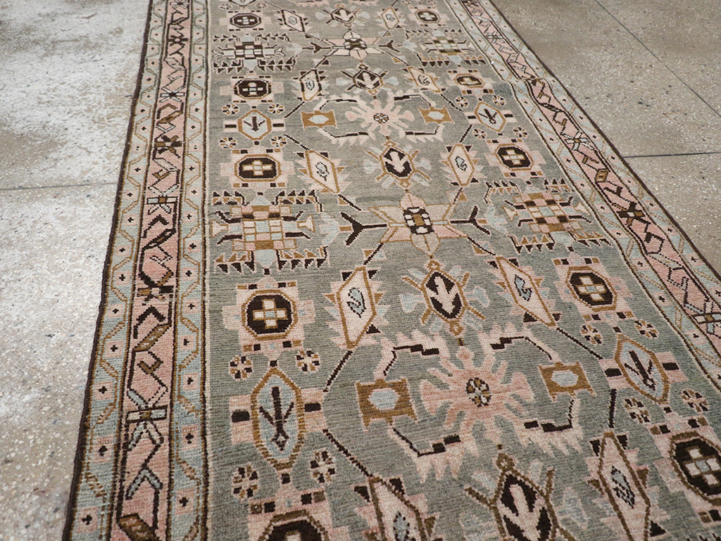 Vintage Persian Malayer Long Runner, No.32883 - Galerie Shabab
