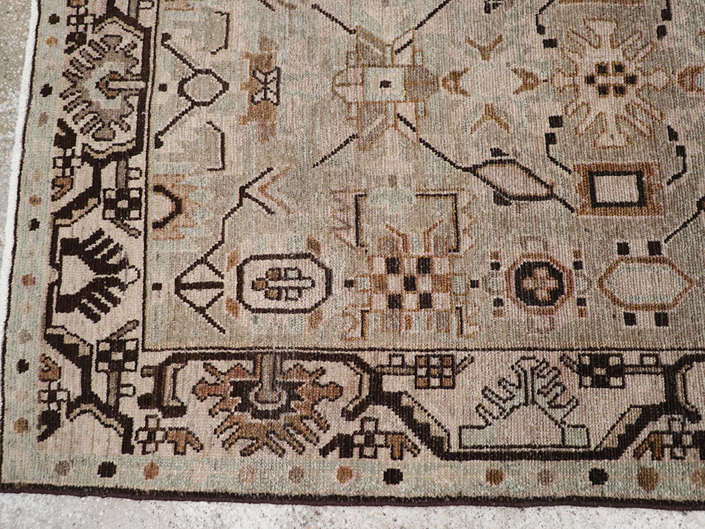 Vintage Persian Malayer Runner, No.32885 - Galerie Shabab