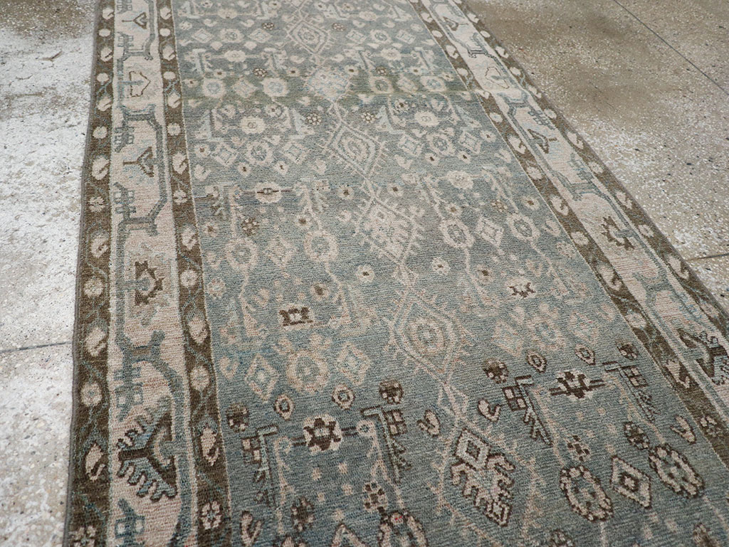 Vintage Persian Malayer Runner, No.32889 - Galerie Shabab