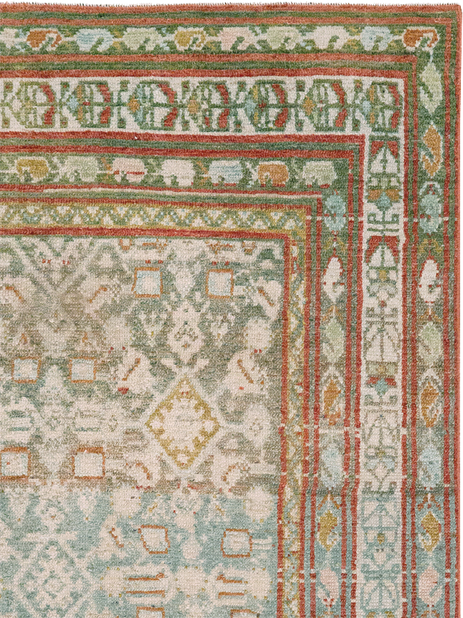 Antique Persian Malayer Accent Rug, No.32890 - Galerie Shabab