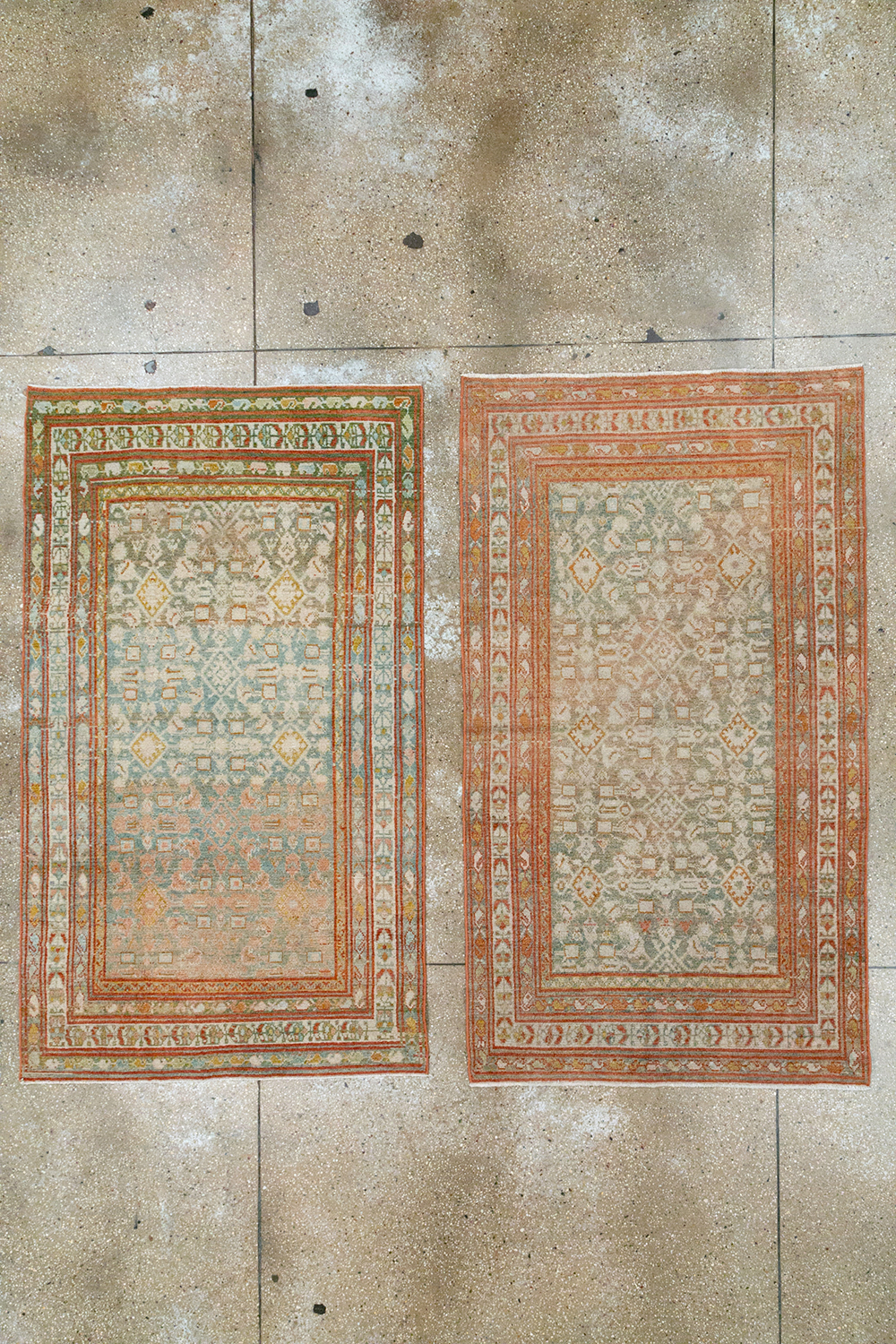 Antique Persian Malayer Accent Rug, No.32890 - Galerie Shabab