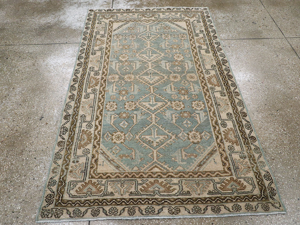 Vintage Persian Malayer Throw Rug, No.32892 - Galerie Shabab