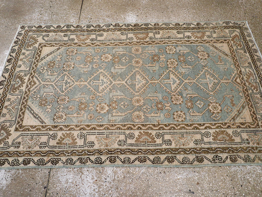 Vintage Persian Malayer Throw Rug, No.32892 - Galerie Shabab