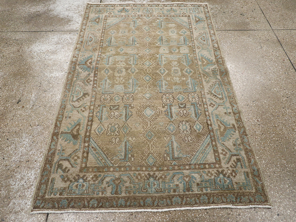 Vintage Persian Malayer Throw Rug, No.32893 - Galerie Shabab