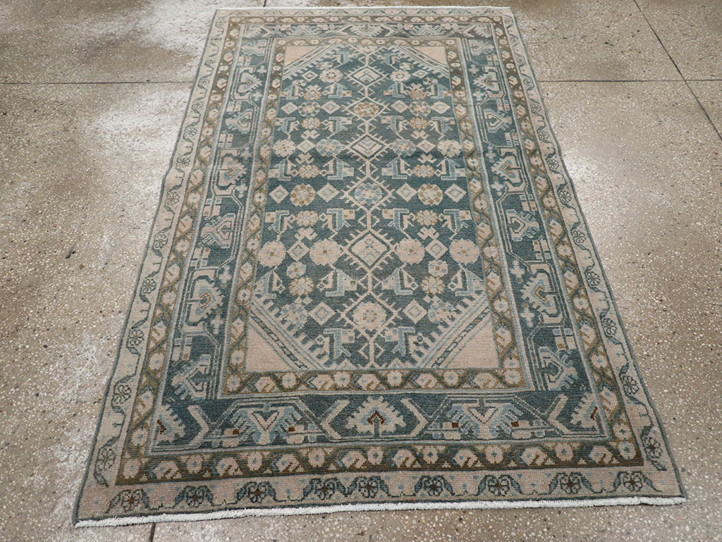 Vintage Persian Malayer Throw Rug, No.32894 - Galerie Shabab