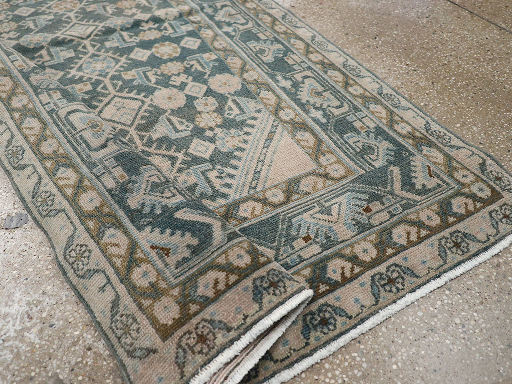 Vintage Persian Malayer Throw Rug, No.32894 - Galerie Shabab