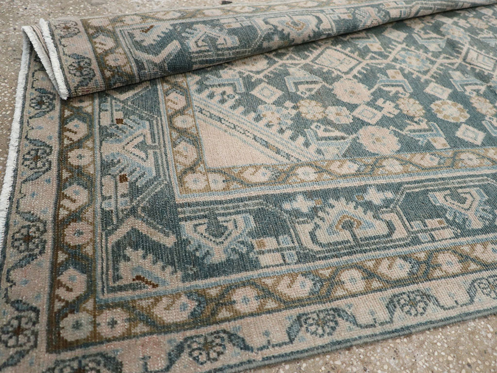 Vintage Persian Malayer Throw Rug, No.32894 - Galerie Shabab