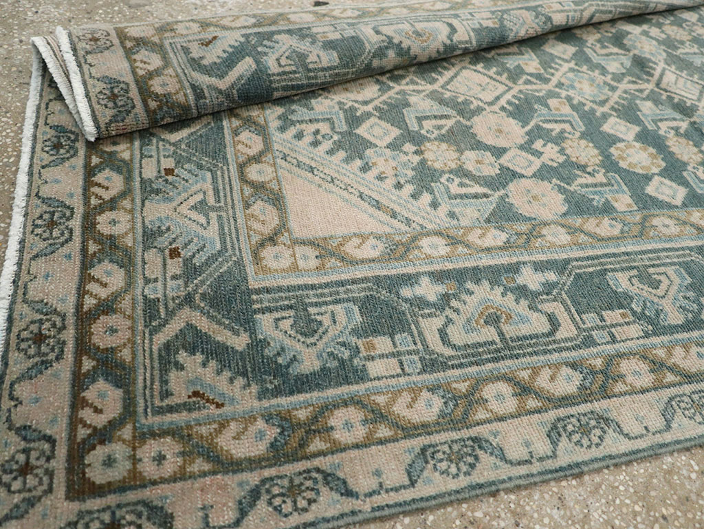 Vintage Persian Malayer Throw Rug, No.32894 - Galerie Shabab