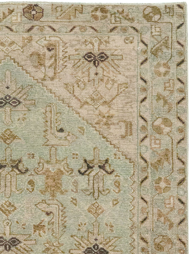 Vintage Persian Malayer Throw Rug, No.32895 - Galerie Shabab