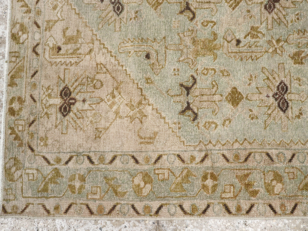 Vintage Persian Malayer Throw Rug, No.32895 - Galerie Shabab