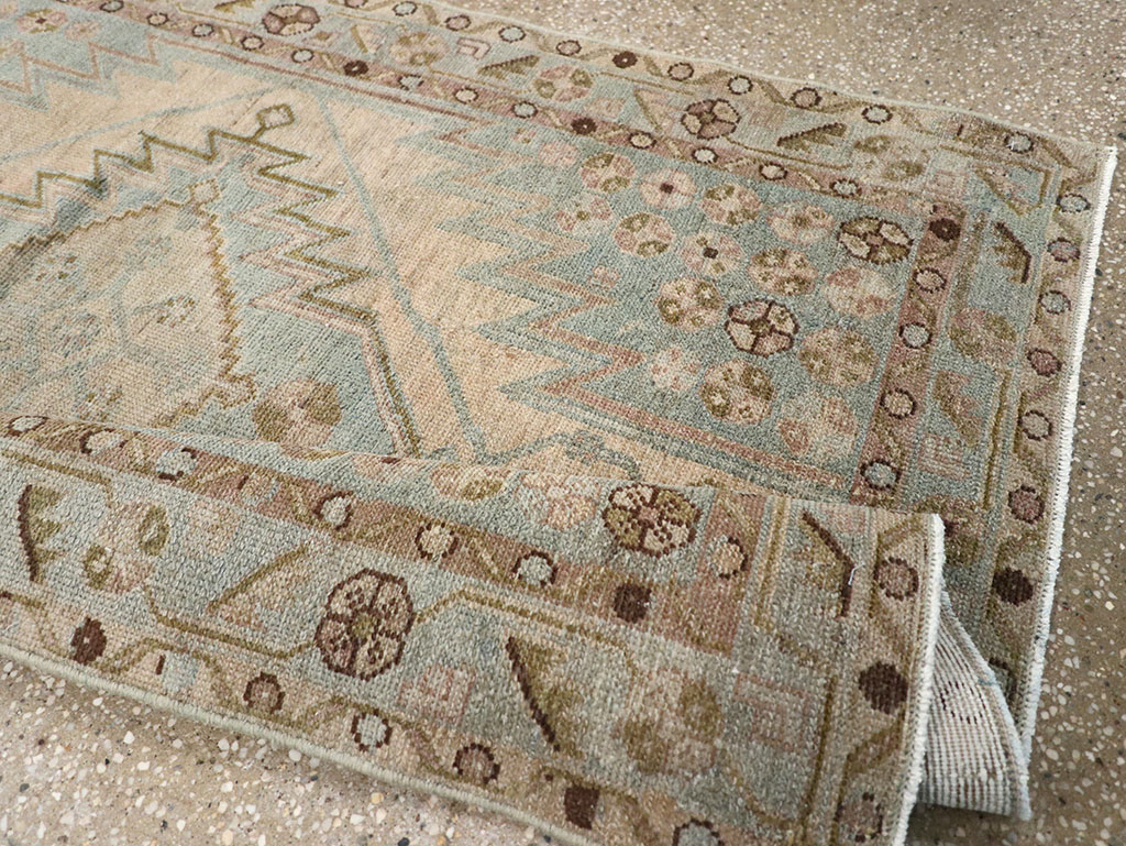 Vintage Persian Malayer Throw Rug, No.32898 - Galerie Shabab