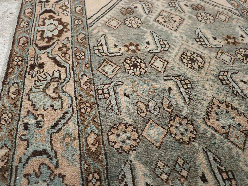 Vintage Persian Malayer Throw Rug, No.32902 - Galerie Shabab