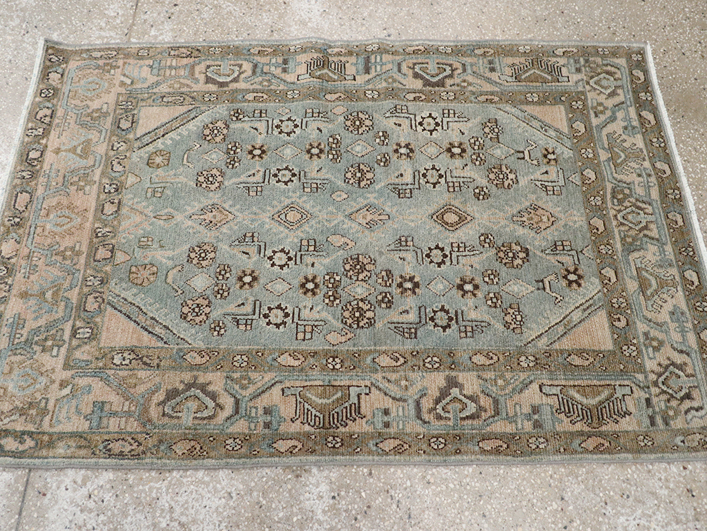 Vintage Persian Malayer Throw Rug, No.32903 - Galerie Shabab