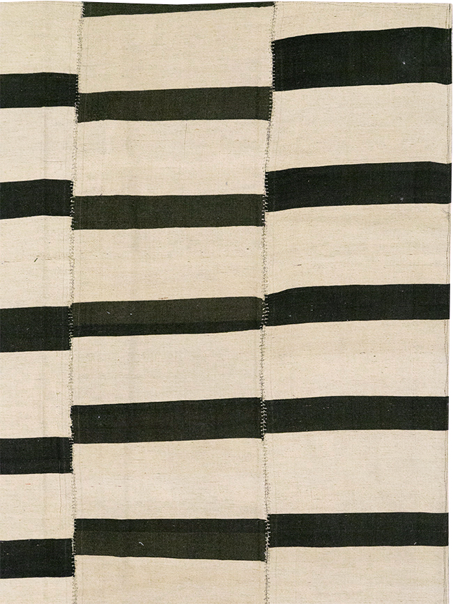 Modern Persian Flatweave Kilim Room Size Carpet, No.32922 - Galerie Shabab