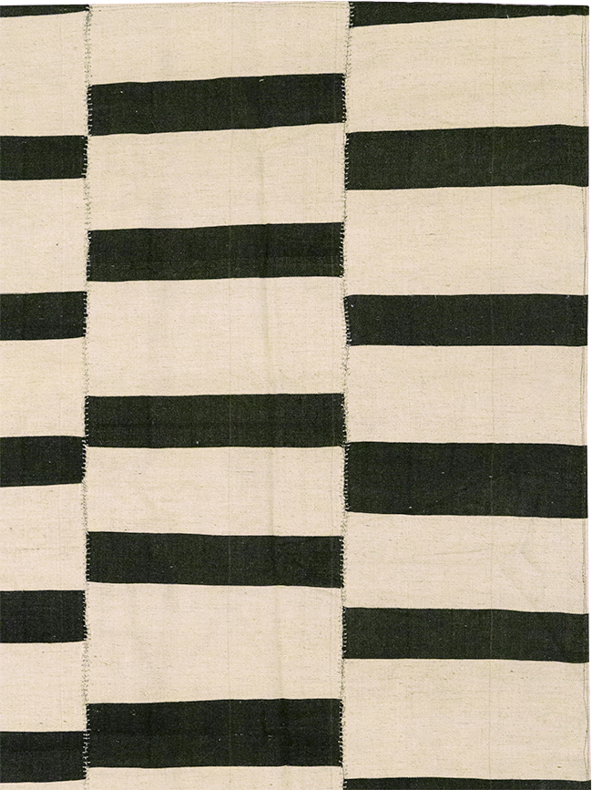 Modern Persian Flatweave Kilim Room Size Carpet, No.32922 - Galerie Shabab