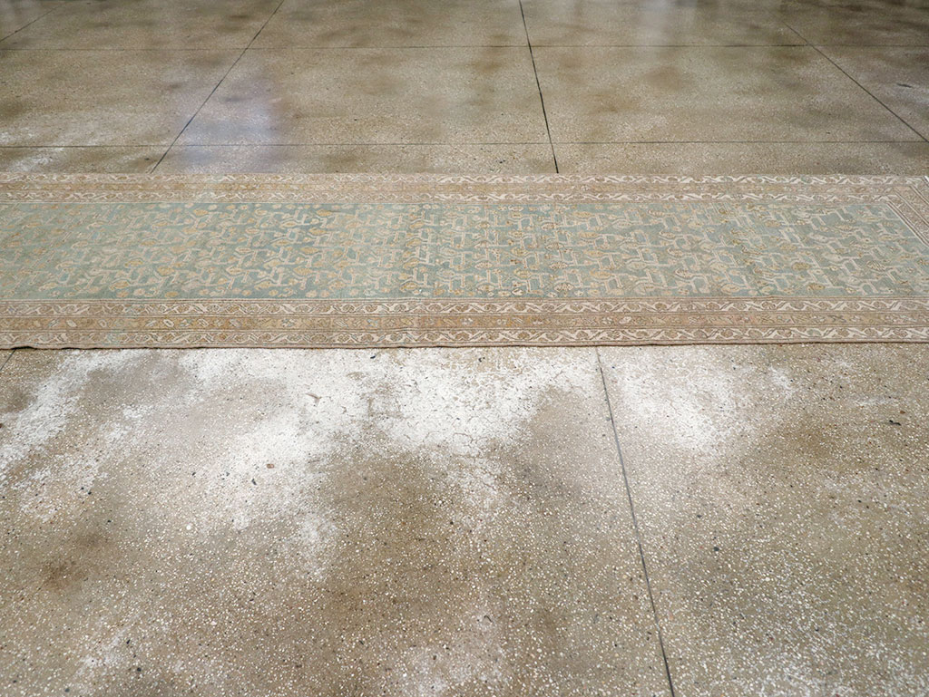 Antique Persian Malayer Runner, No.32923 - Galerie Shabab