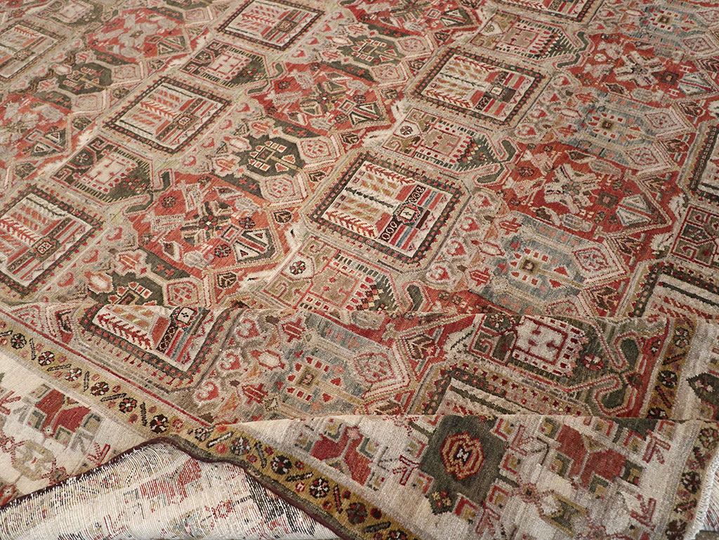 Antique Persian Bakhtiari Square Room Size Carpet, No.32924 - Galerie Shabab
