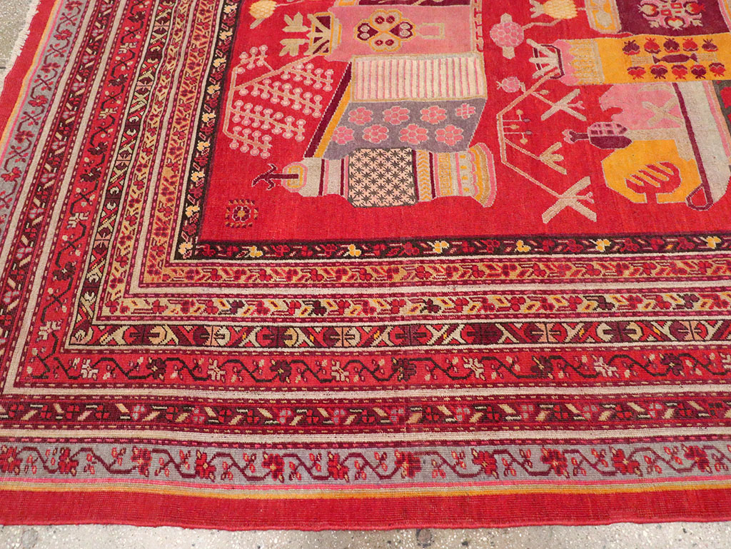 Antique East Turkestan Pictorial Vase Khotan Room Size Carpet, No.32926 - Galerie Shabab