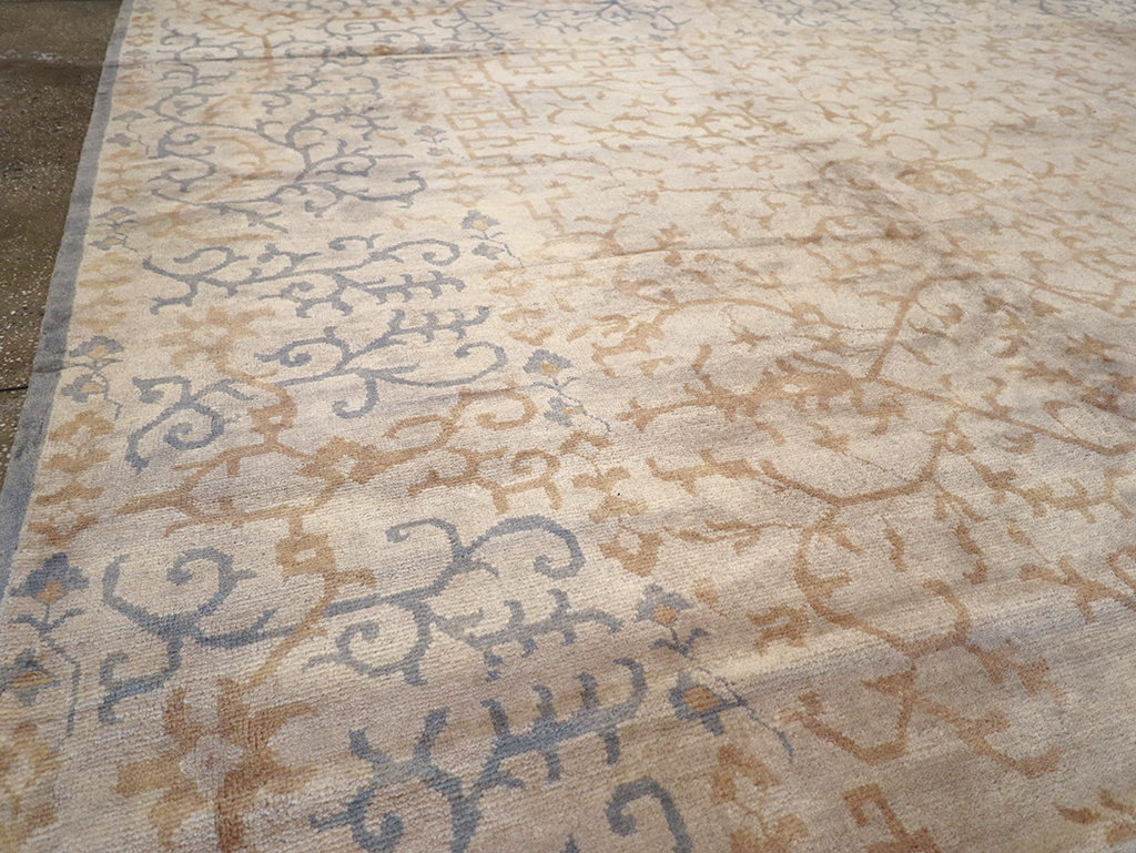 Modern Indian Khotan Large Square Room Size Carpet, No.32928 - Galerie Shabab