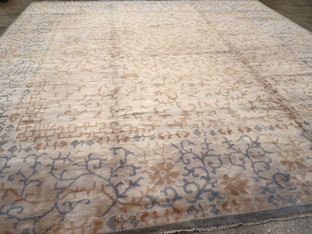 Modern Indian Khotan Large Square Room Size Carpet, No.32928 - Galerie Shabab