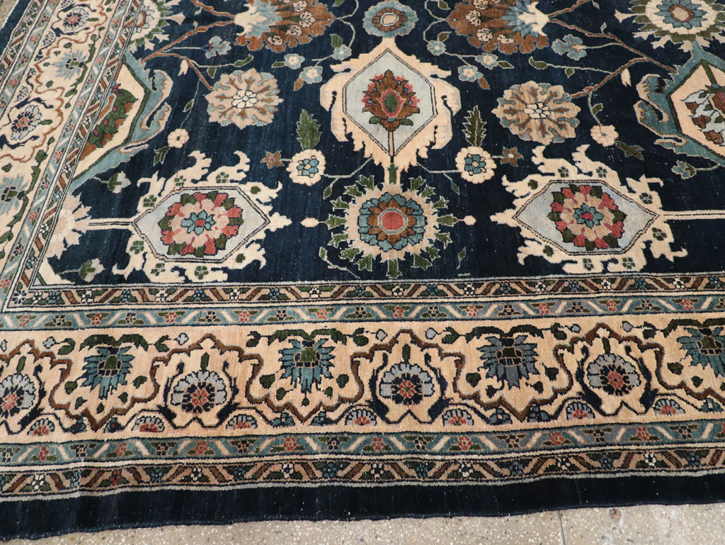 Antique Persian Malayer Large Carpet, No.32932 - Galerie Shabab