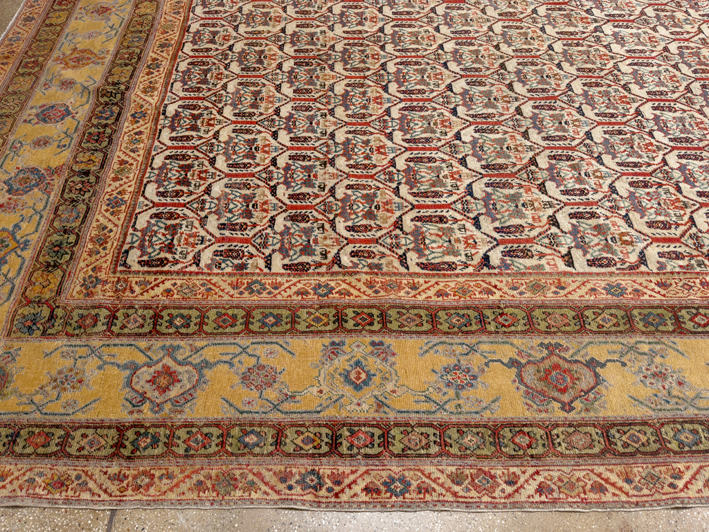Antique Persian Fereghan Mahal Oversize Carpet, No.32933 - Galerie Shabab