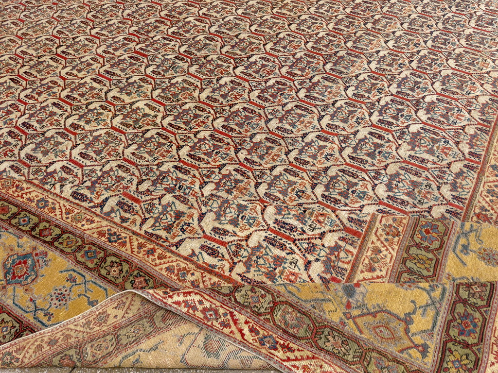 Antique Persian Fereghan Mahal Oversize Carpet, No.32933 - Galerie Shabab