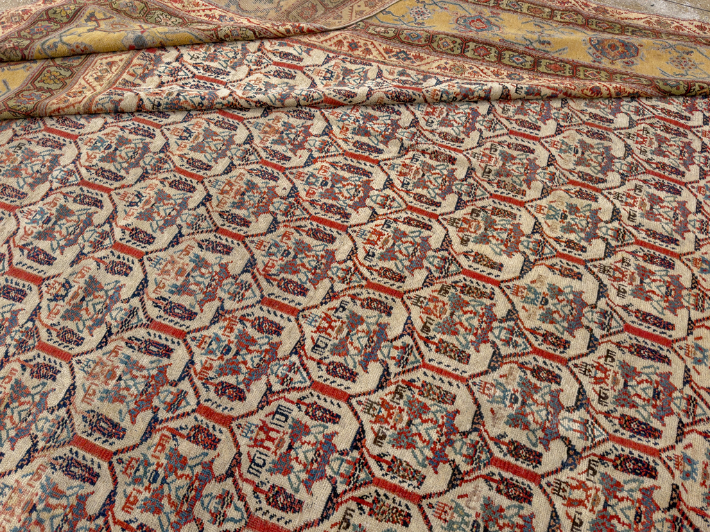 Antique Persian Fereghan Mahal Oversize Carpet, No.32933 - Galerie Shabab