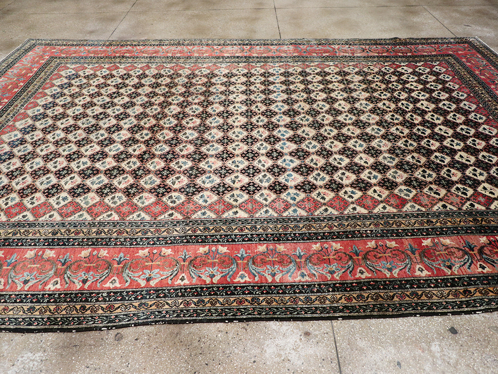 Vintage Persian Bakhtiari Room Size Carpet, No.32934 - Galerie Shabab