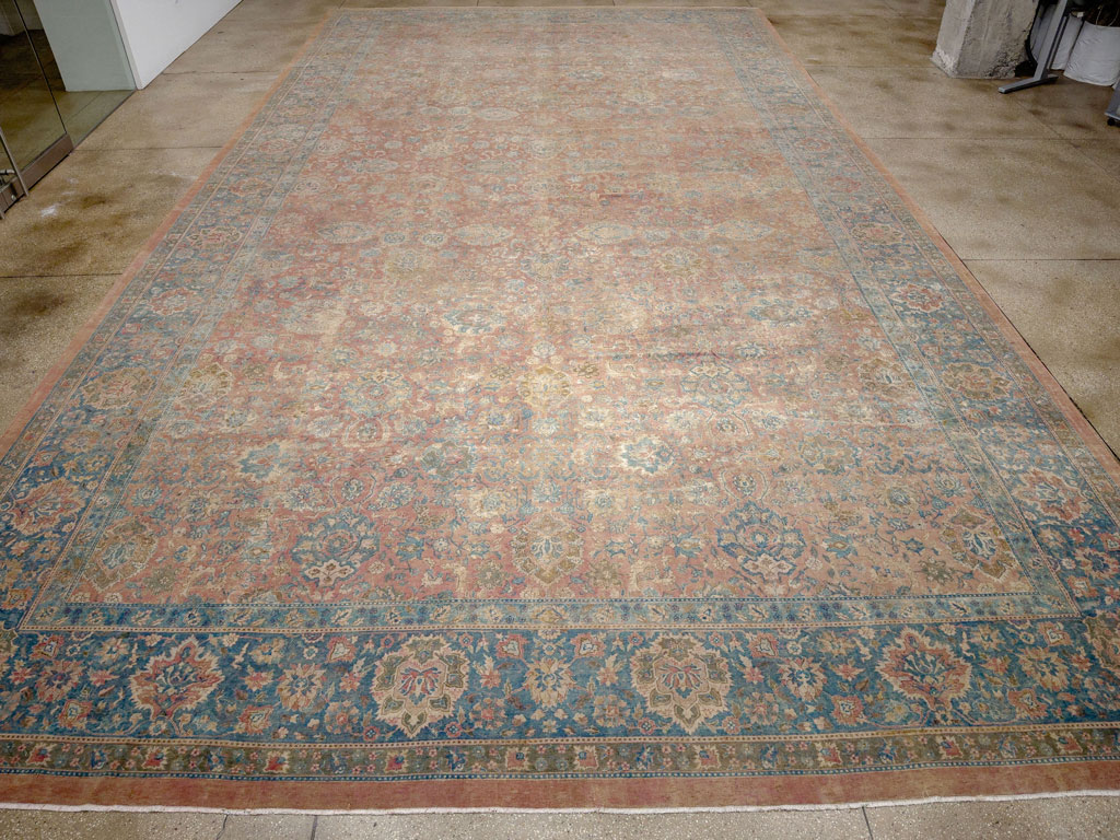 Antique Indian Lahore Oversize Carpet, No.32935 - Galerie Shabab