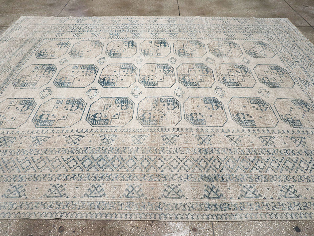 Vintage Central Asian Turkoman Room Size Carpet, No.32945 - Galerie Shabab