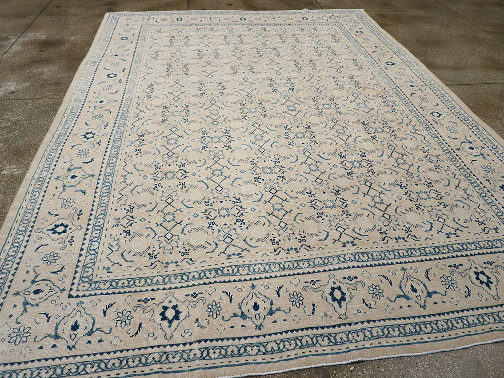 Vintage Persian Mahal Room Size Carpet, No.32946 - Galerie Shabab