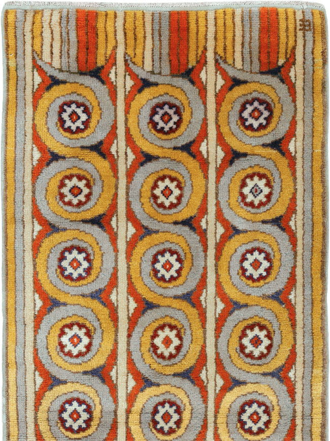 Vintage European Art Deco Rug, No.32949 - Galerie Shabab