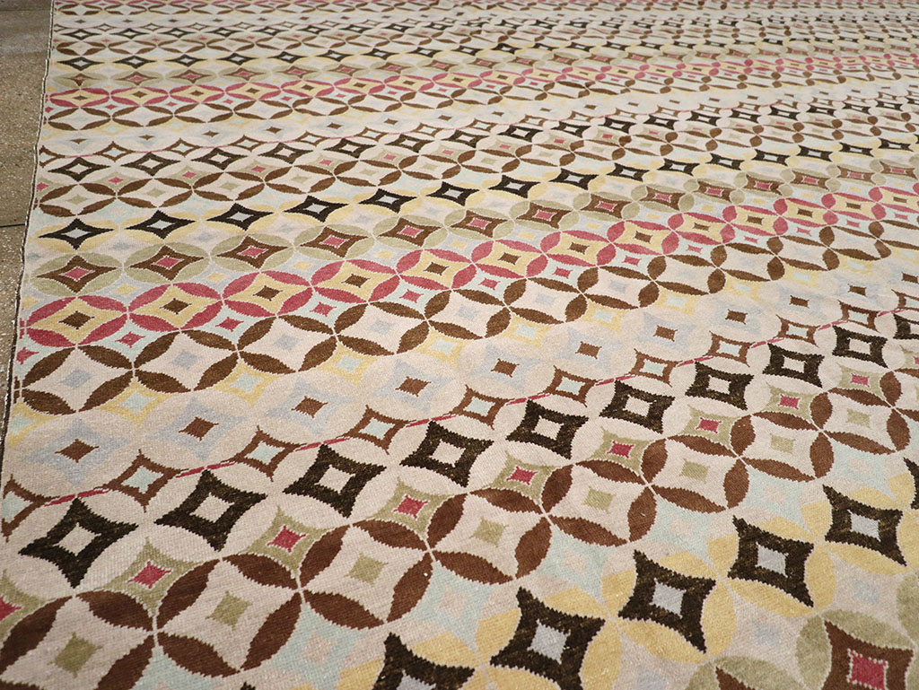 Contemporary Turkish Oversize Carpet, No.32952 - Galerie Shabab