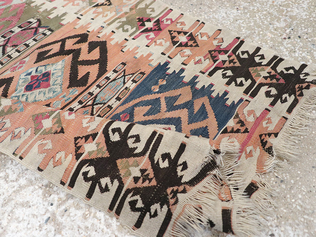 Vintage Turkish Flatweave Kilim Throw Rug, No.32961 - Galerie Shabab