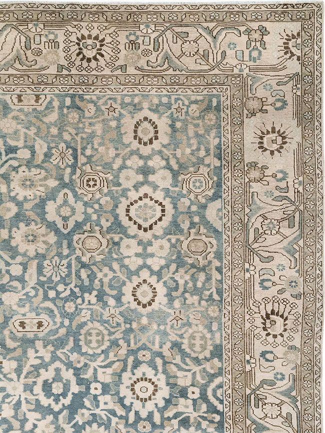 Antique Persian Mahal Room Size Rug, No.32965 - Galerie Shabab