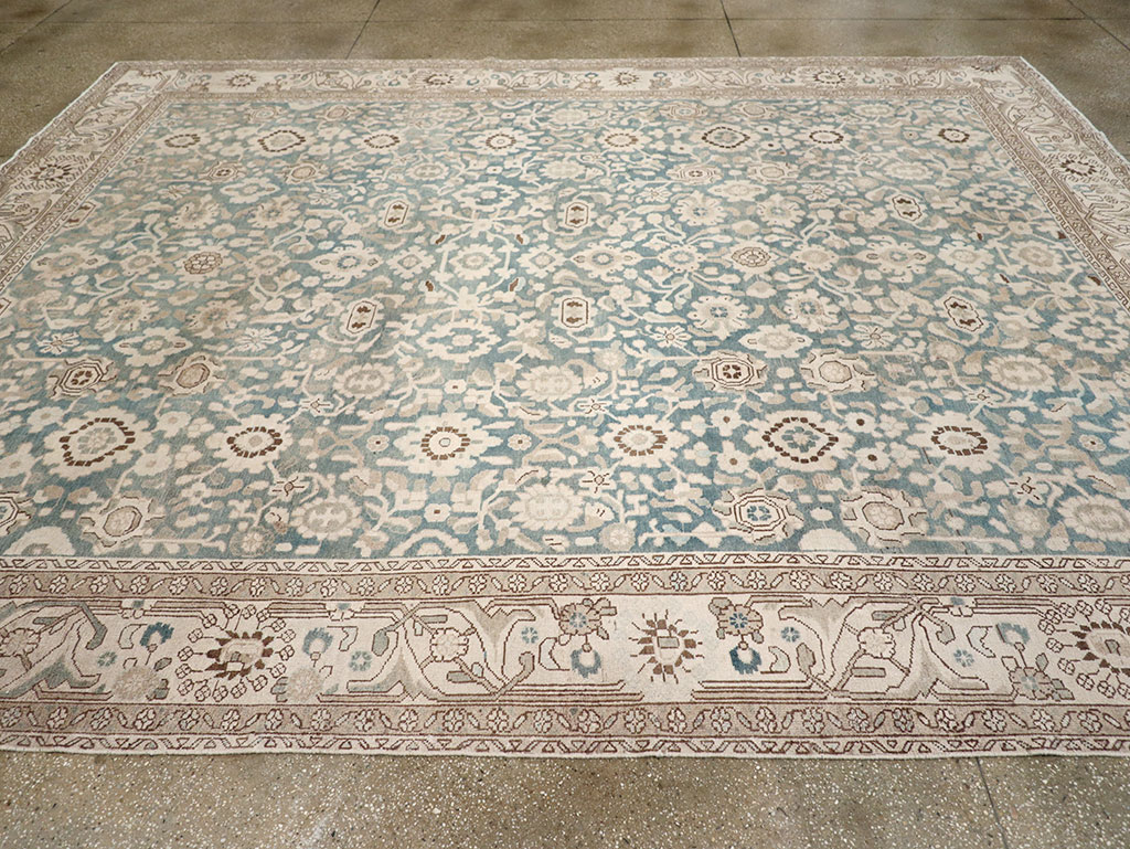 Antique Persian Mahal Room Size Rug, No.32965 - Galerie Shabab