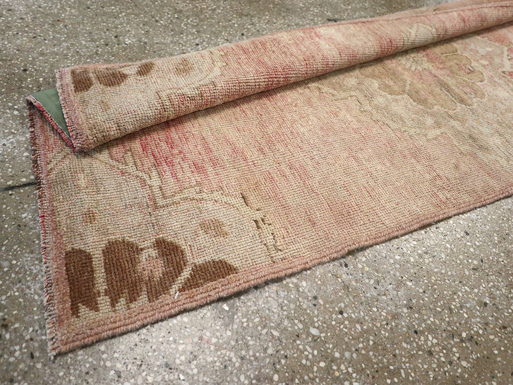 Vintage Turkish Anatolian Runner, No.32970 - Galerie Shabab