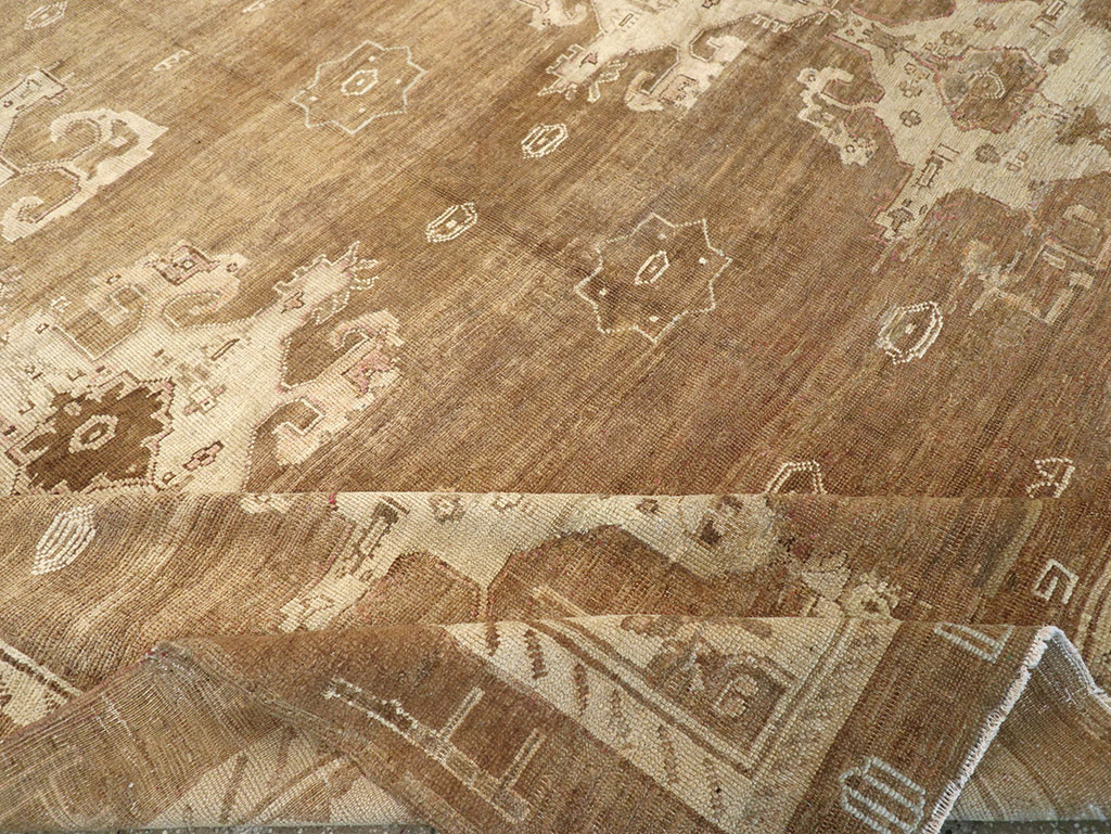 Vintage Turkish Anatolian Square Room Size Carpet, No.32971 - Galerie Shabab