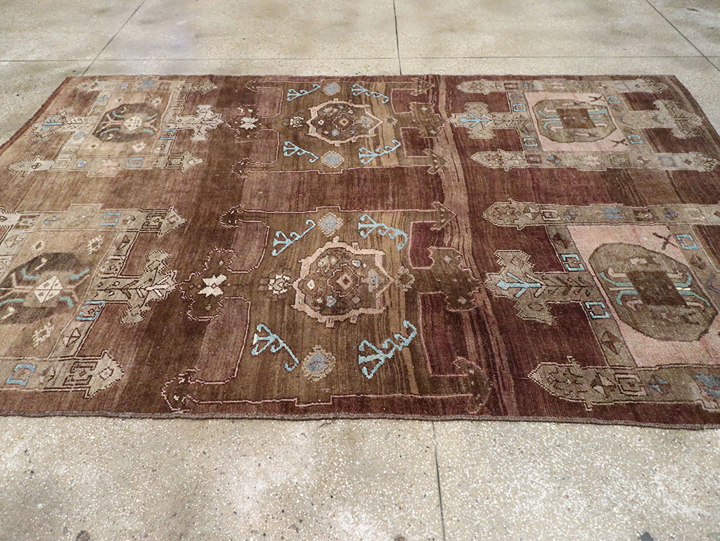 Vintage Turkish Anatolian Accent Carpet, No.32974 - Galerie Shabab