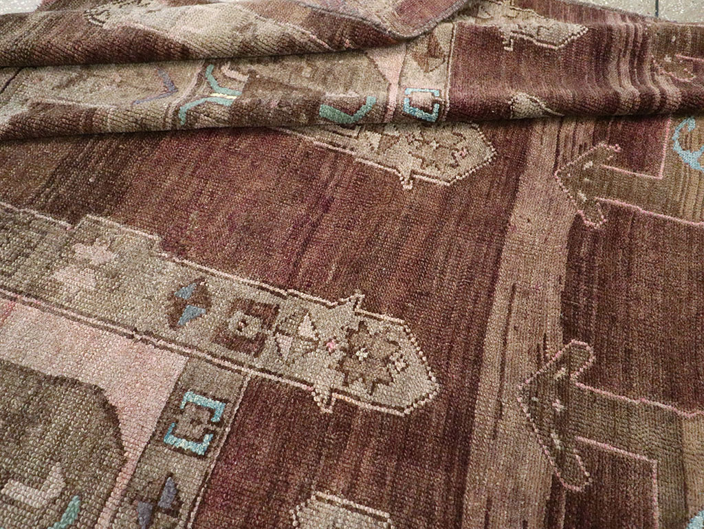 Vintage Turkish Anatolian Accent Carpet, No.32974 - Galerie Shabab