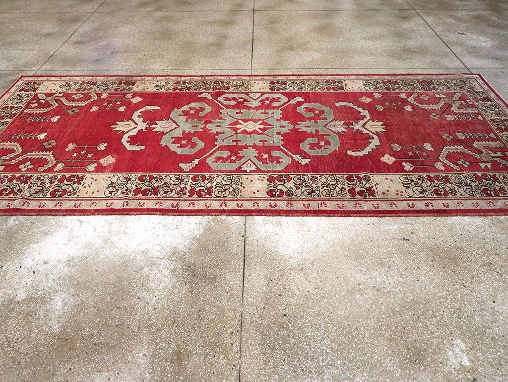 Vintage Turkish Anatolian Wide Gallery Runner, No.32975 - Galerie Shabab
