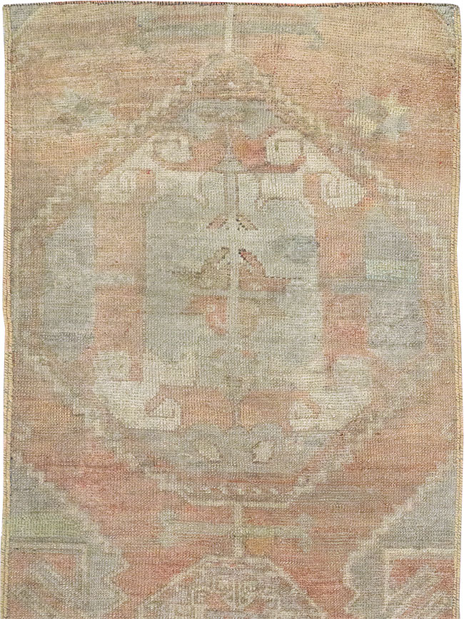 Vintage Turkish Anatolian Runner, No.32986 - Galerie Shabab