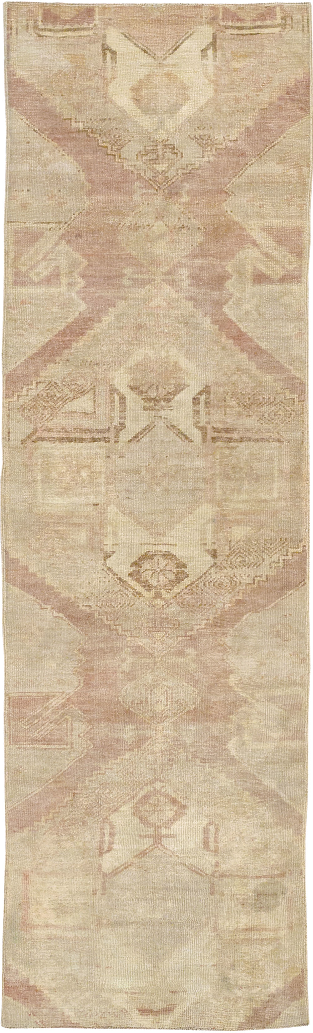 Vintage Turkish Anatolian Runner, No.32988 - Galerie Shabab