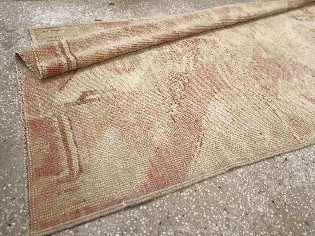 Vintage Turkish Anatolian Runner, No.32988 - Galerie Shabab