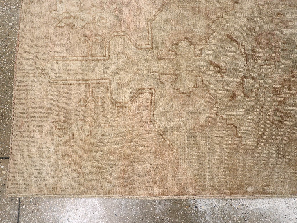 Vintage Turkish Anatolian Runner, No.32992 - Galerie Shabab