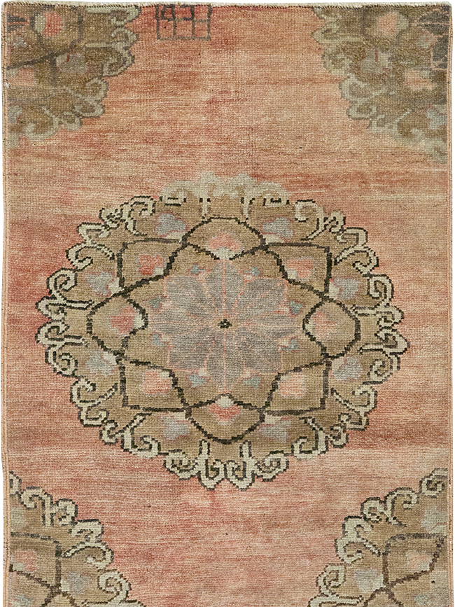 Vintage Turkish Anatolian Runner, No.32994 - Galerie Shabab